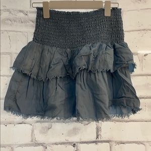 Strapless ruffles top